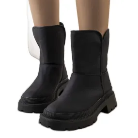 BM Black women's snow boots from Veronis