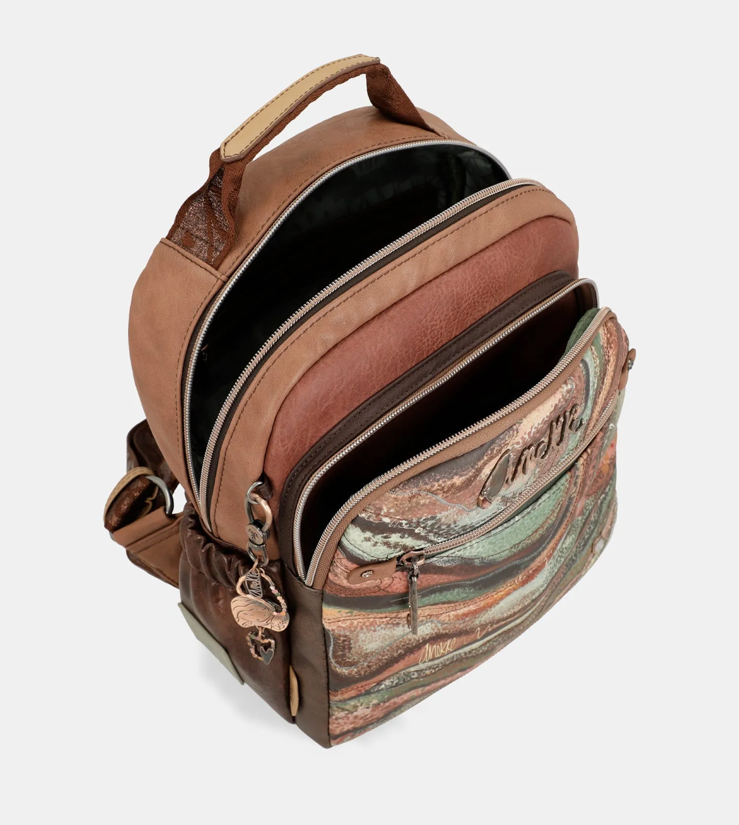 Outer backpack for leisure use