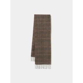 Plaid scarf with fringes