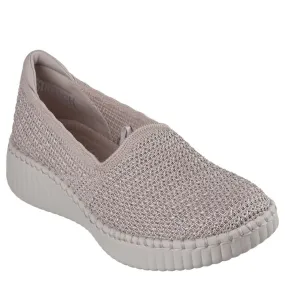 SKECHERS  WOMENS WILSHIRE BOULEVARD SLIP ON SNEAKER