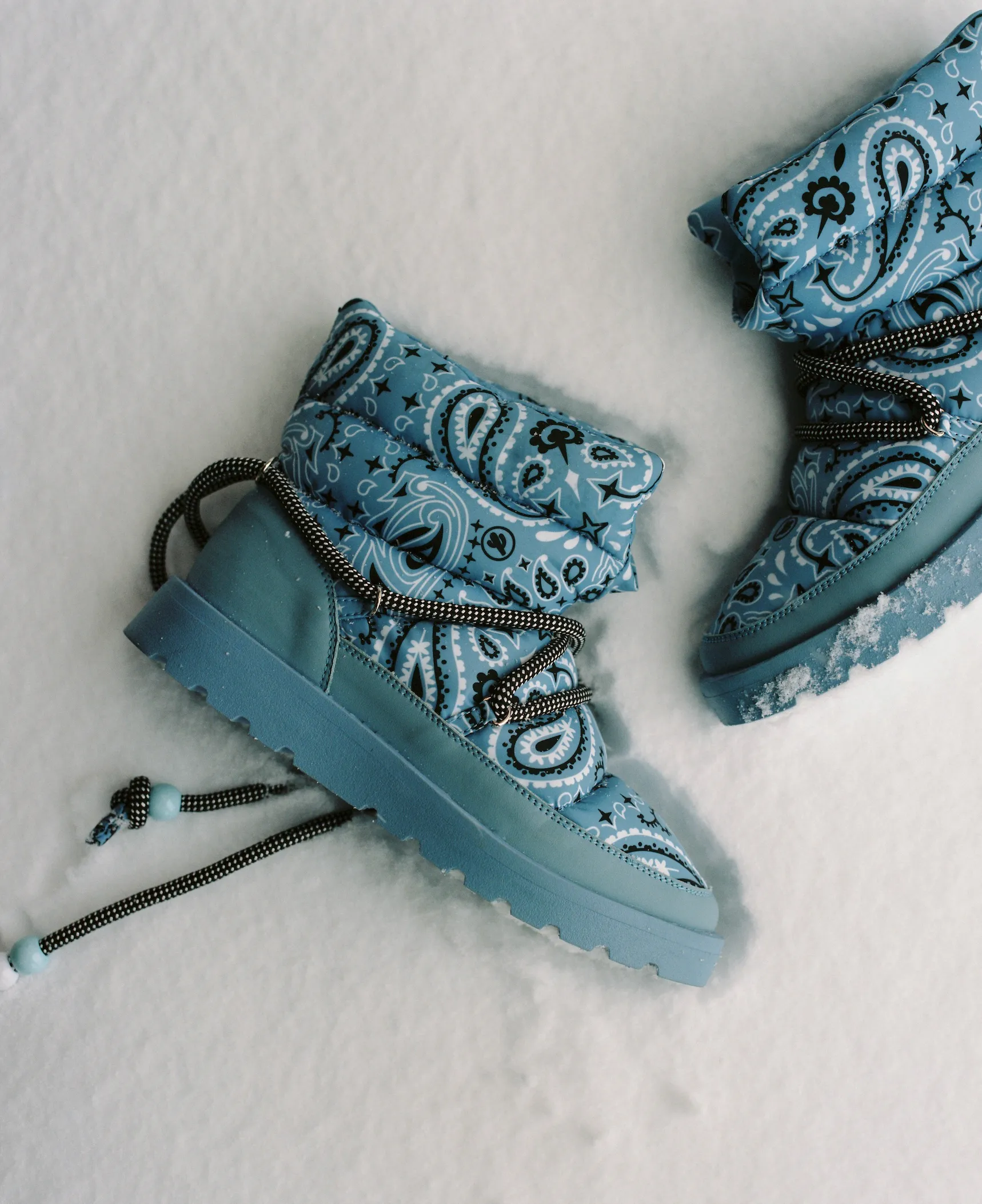 SNOW BOOTS BLUE