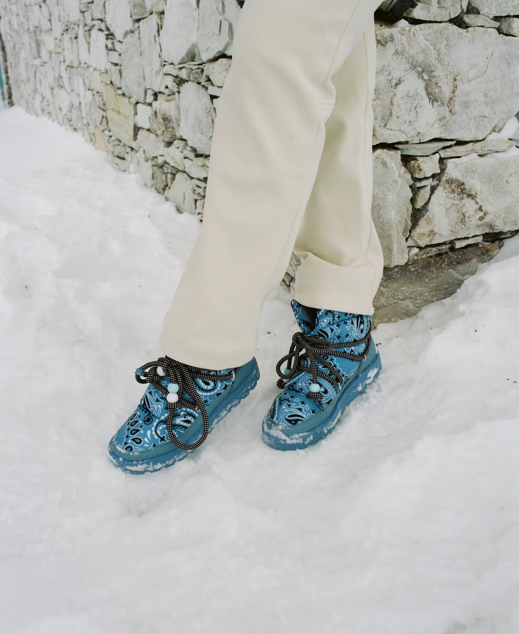 SNOW BOOTS BLUE