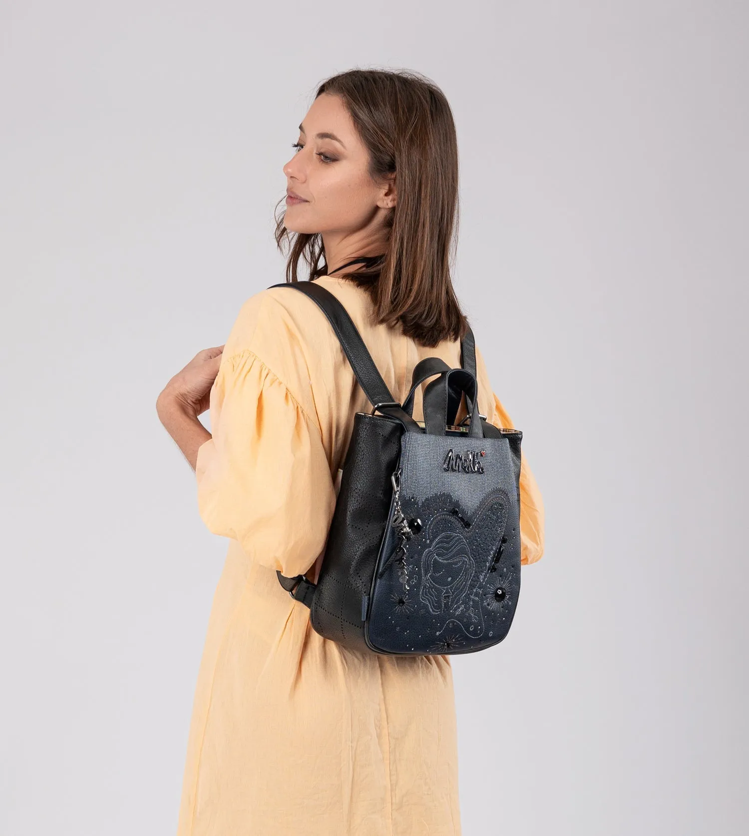 Studio navy blue medium backpack