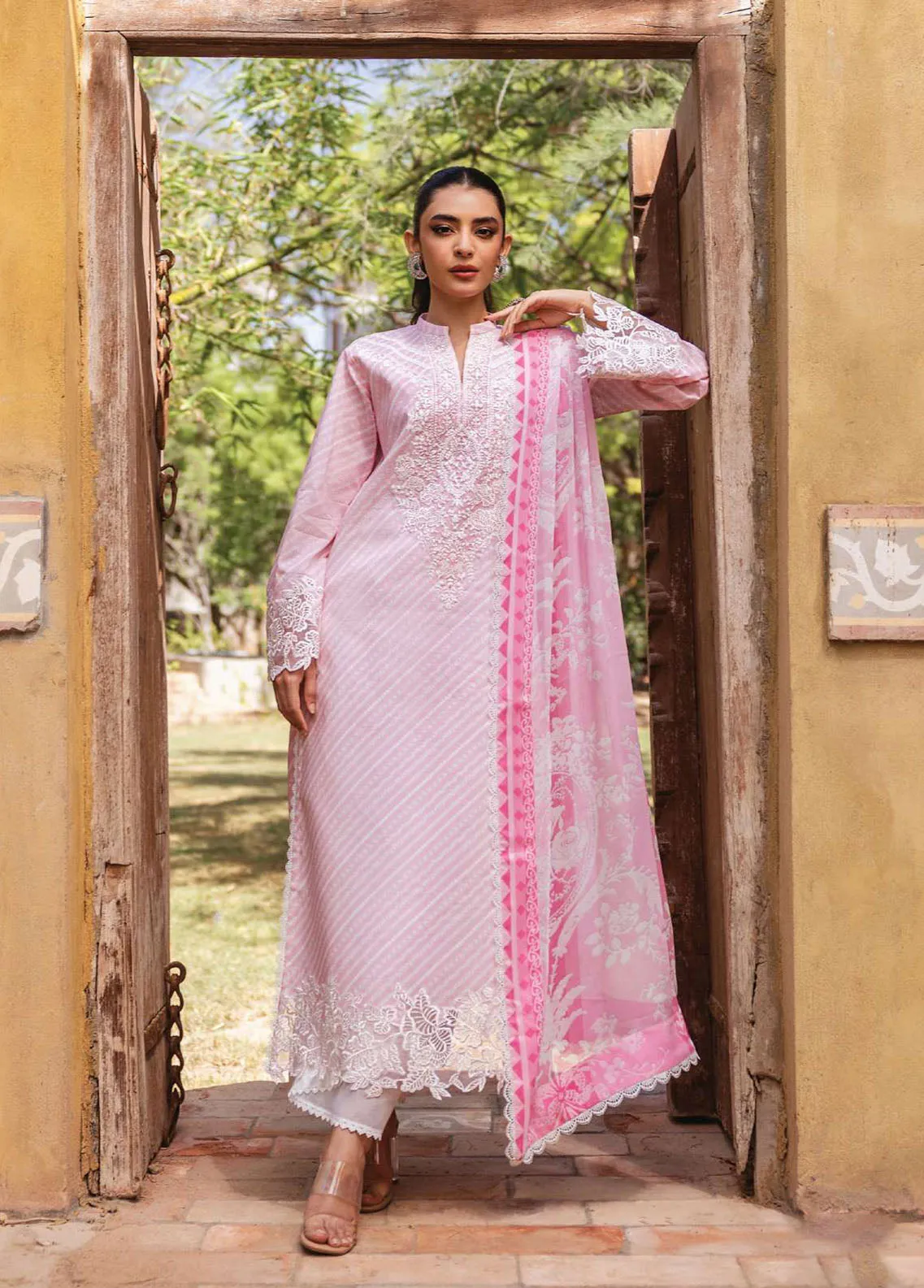 Tahra By Zainab Chottani Embroidered Lawn 3 Piece Unstitched Suit ZC24T 9A RUHAE