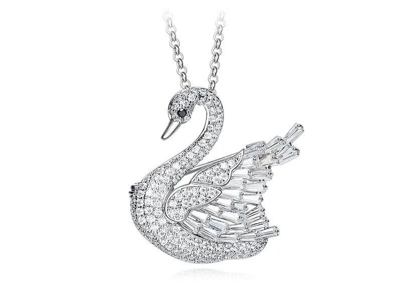 The unique swan necklace