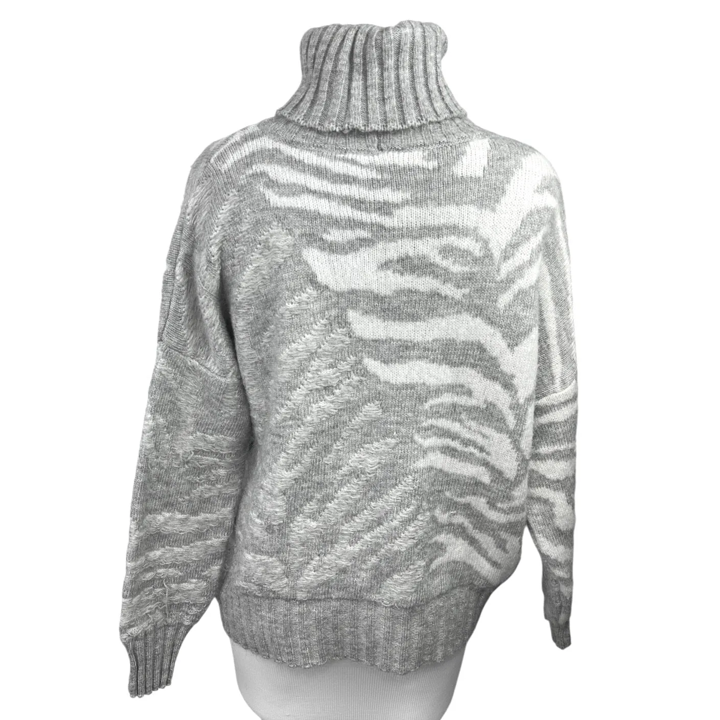 Topshop Gray Zebra Animal Print Turtleneck Cozy Knit Pullover Sweater Top Sz 0-2