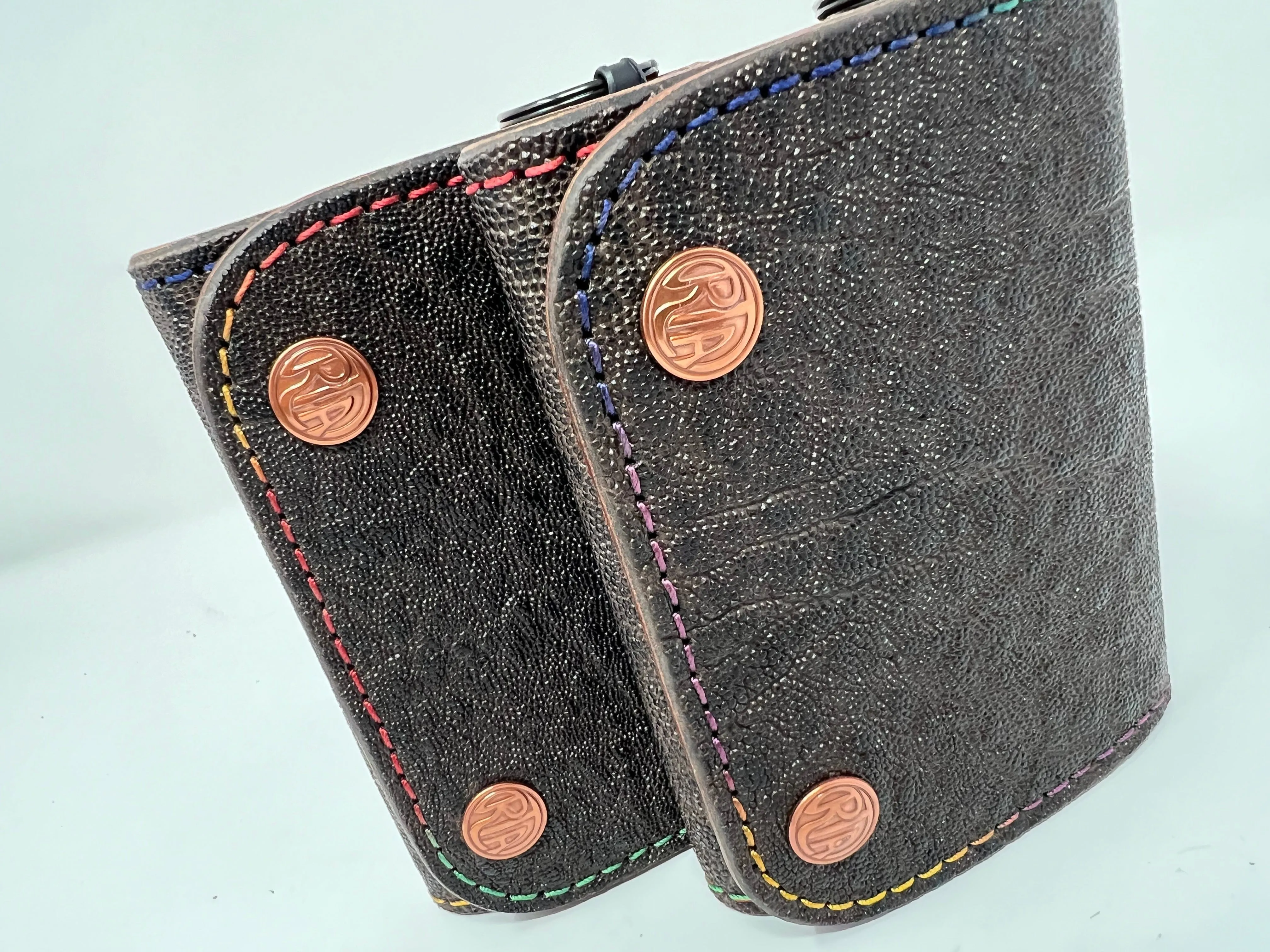 Trifold Chain Wallet - Nicotine Elephant