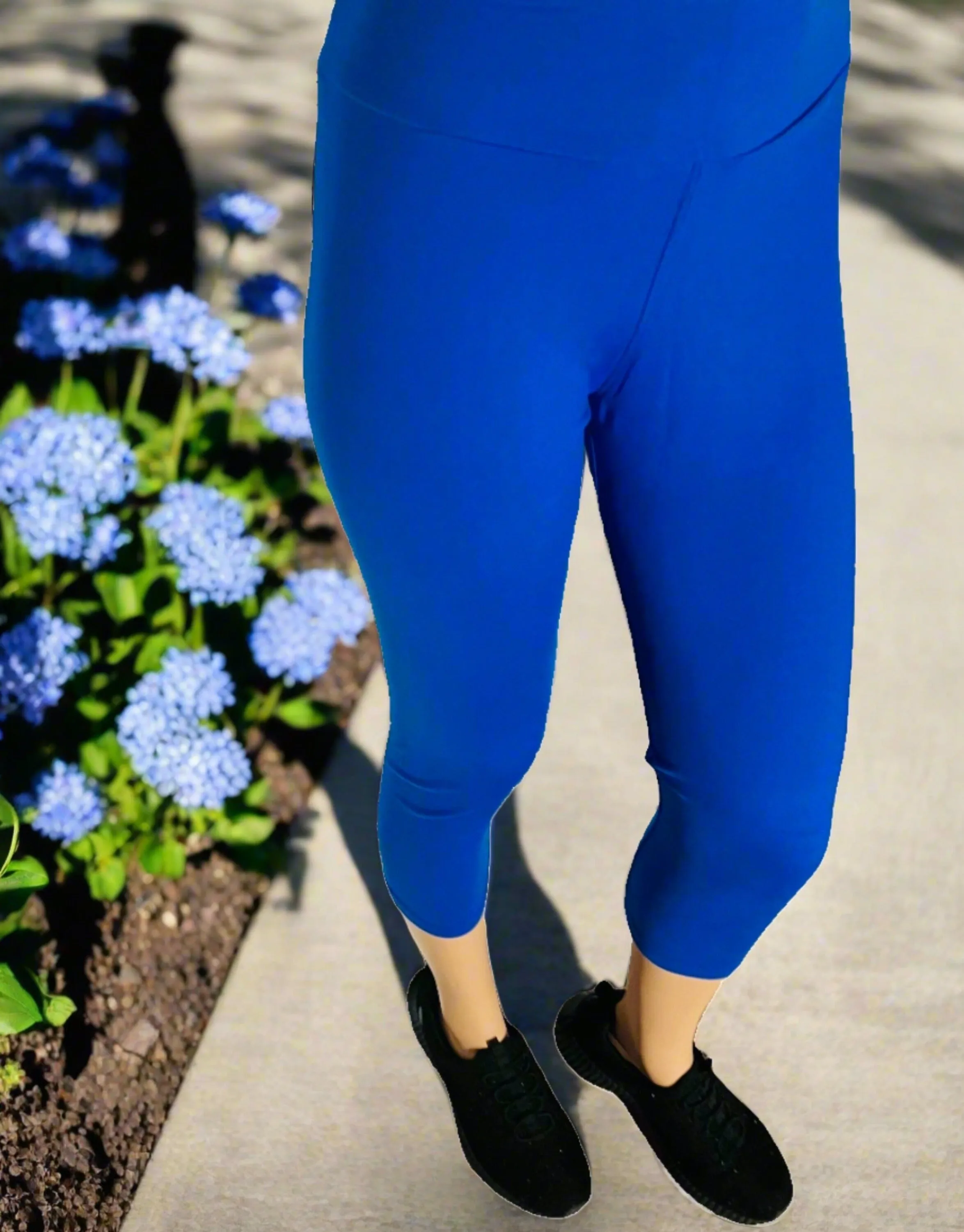 Womens Royal Blue Capri Leggings, Soft Yoga Pants, Sizes 0-20, Yoga Waist, Exclusive Leggings