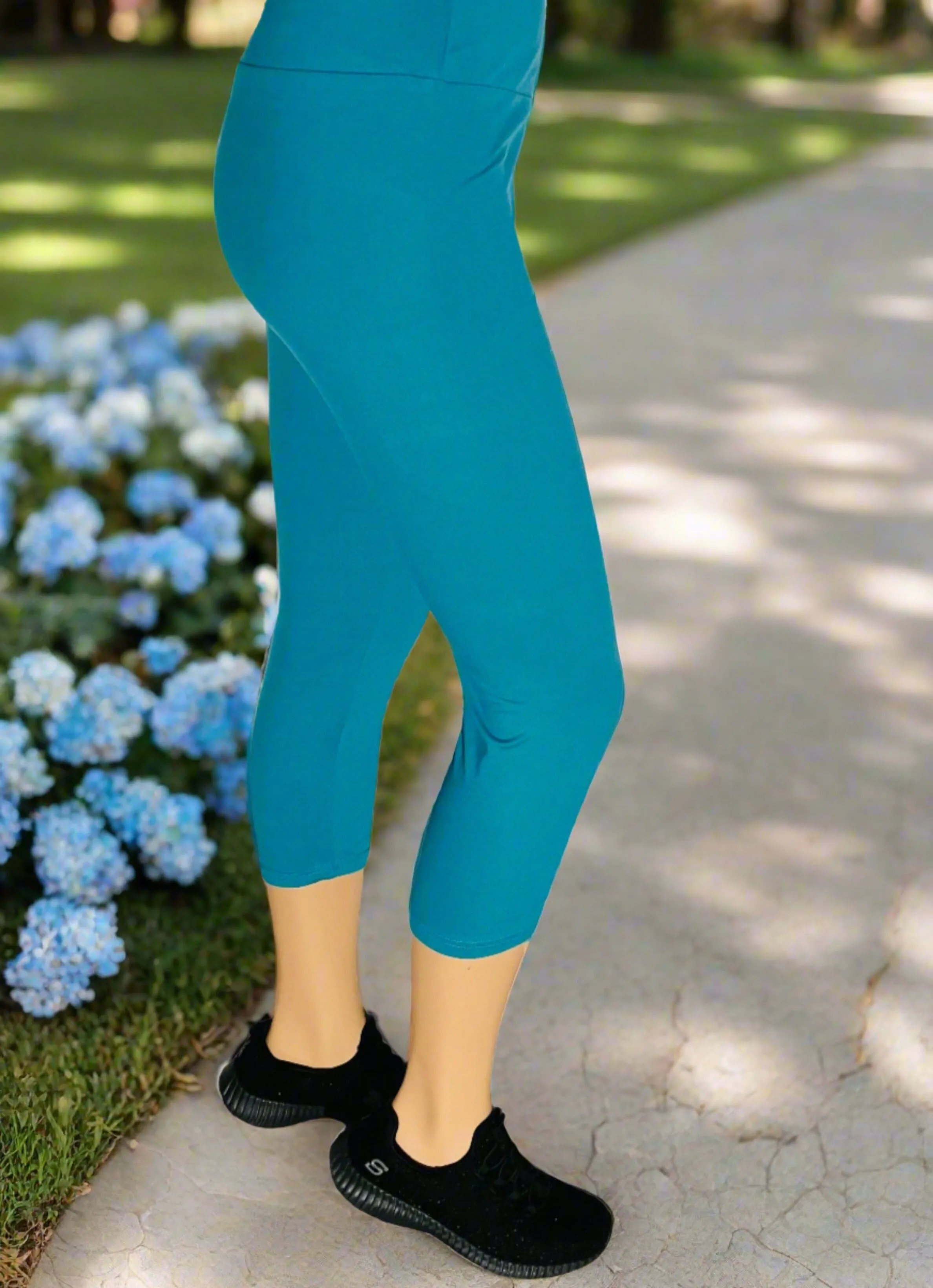 Womens Teal Blue Capri Leggings, Soft Yoga Pants, Sizes 0-20, Yoga Waist, Exclusive Leggings